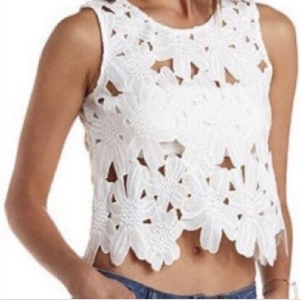 ACEMI Anthropologie *black* lace crop top